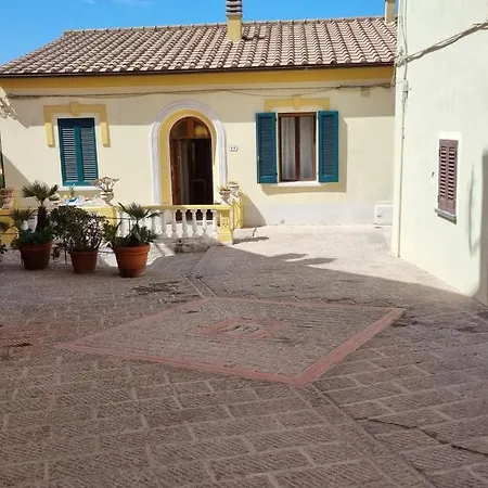 Nel Cuore Di Capoliveri (Isola d'Elba)