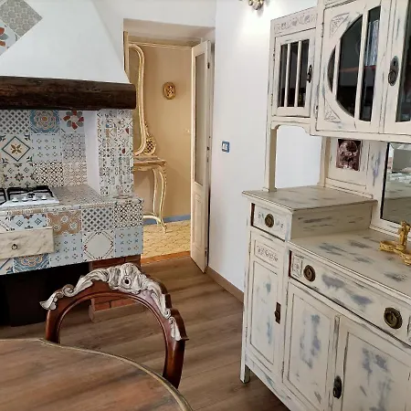 בית נופש La Terrazza Nel Cuore Di קאפוליברי